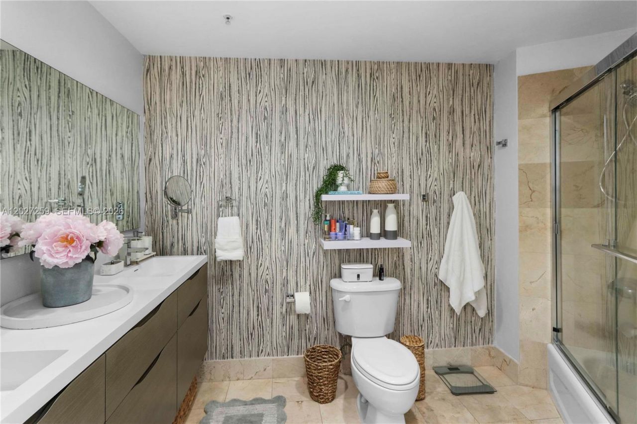 10 Aragon Ave, Unit 1106, Coral Gables, FL 33134 Photo