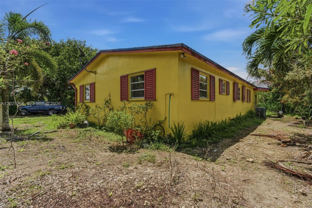 25800 SW 199th Ave, Homestead, FL 33031 Photo