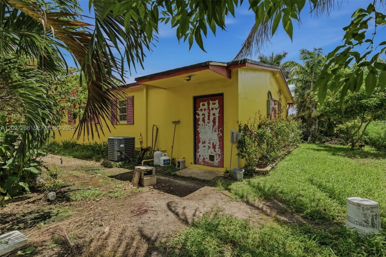 25800 SW 199th Ave, Homestead, FL 33031 Photo