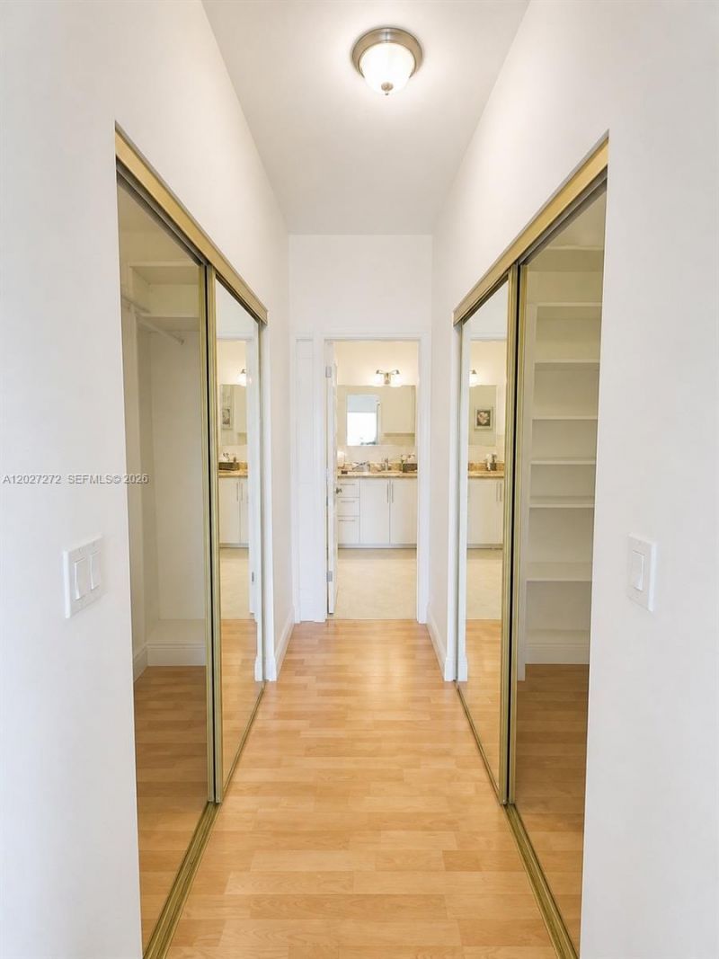 1101 NE 2nd St , Hallandale Beach, FL 33009 Photo