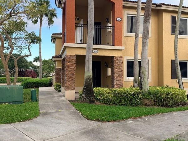 995 NE 34th Ave , Unit 201, Homestead, FL 33033