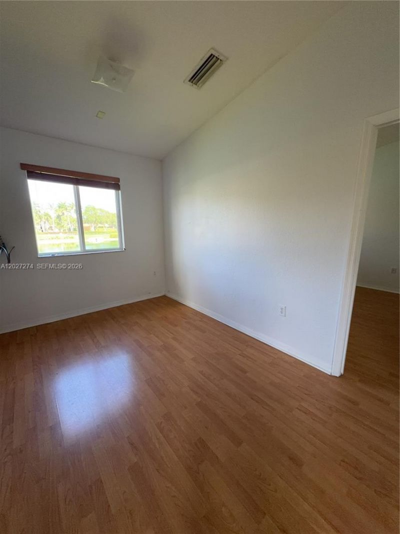 995 NE 34th Ave , Unit 201, Homestead, FL 33033 Photo
