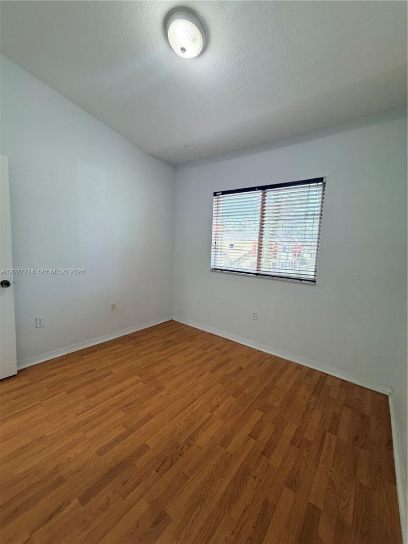 995 NE 34th Ave , Unit 201, Homestead, FL 33033 Photo