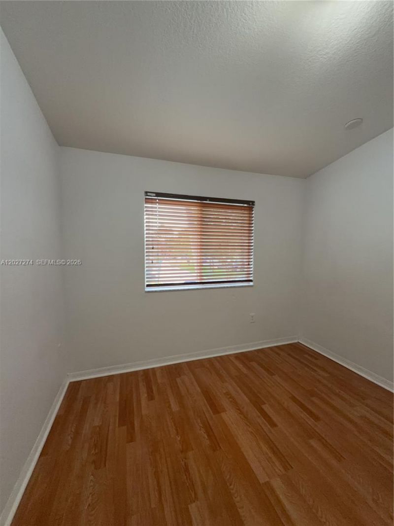 995 NE 34th Ave , Unit 201, Homestead, FL 33033 Photo