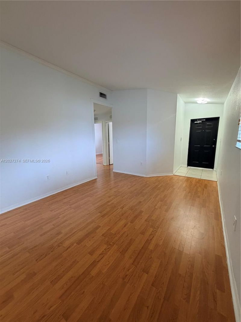 995 NE 34th Ave , Unit 201, Homestead, FL 33033 Photo