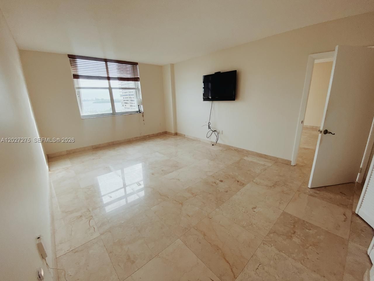 11111 Biscayne Blvd, Unit 8F, Miami, FL 33181 Photo