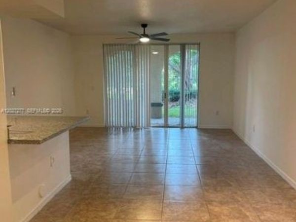 2560 Centergate Dr, Unit 102, Miramar, FL 33025