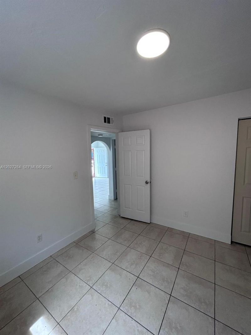 1130 NW 76th St , Unit 1130, Miami, FL 33150 Photo