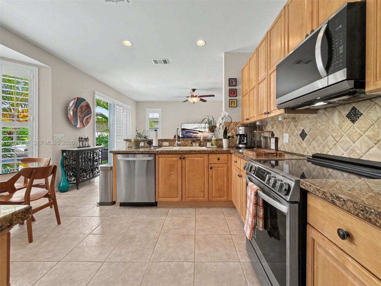 1532 NW 133rd Ave , Pembroke Pines, FL 33028 Photo