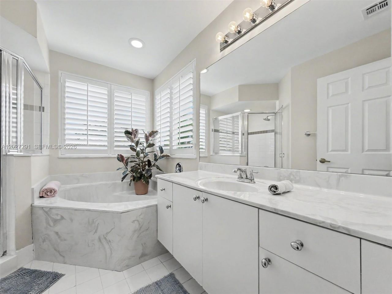 1532 NW 133rd Ave , Pembroke Pines, FL 33028 Photo