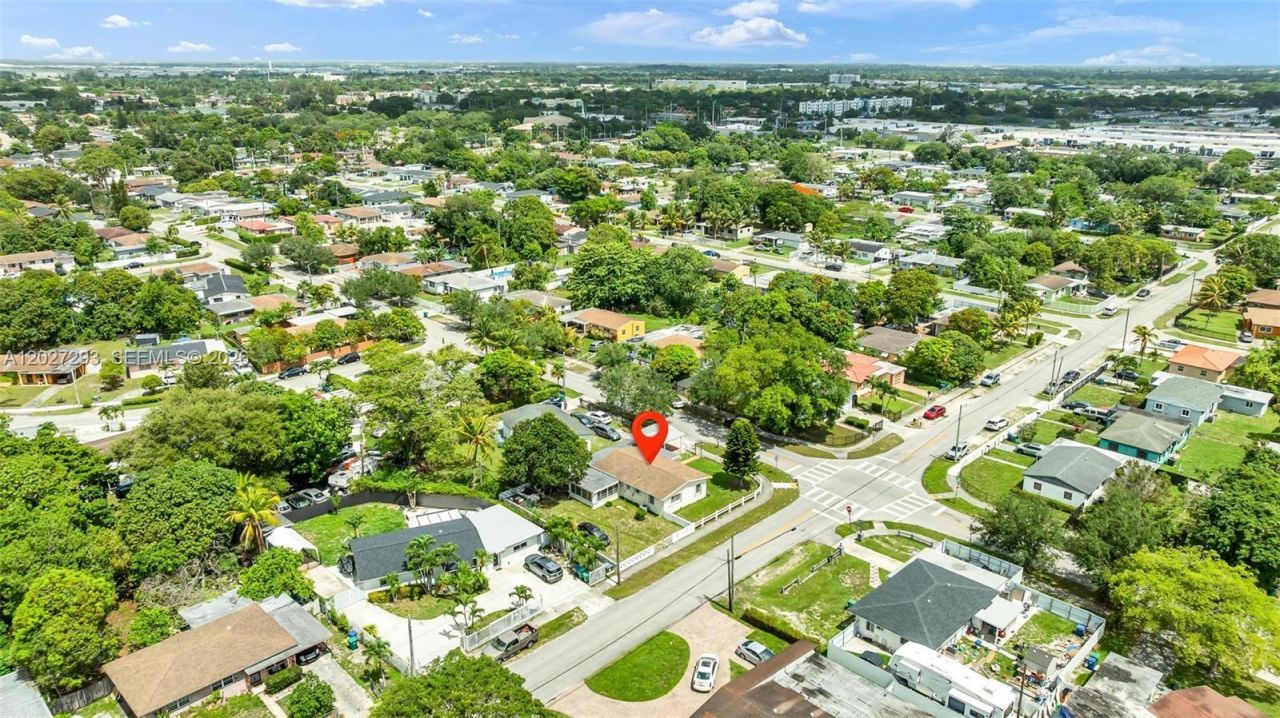 1900 NW 131st St, Miami, FL 33167 Photo