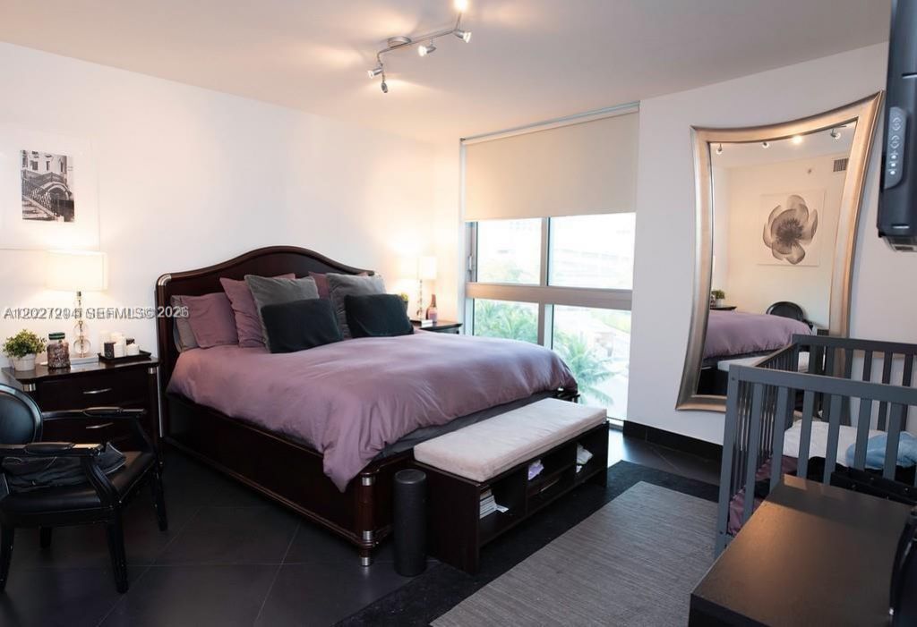 90 SW 3rd St, Unit TH301, Miami, FL 33130 Photo
