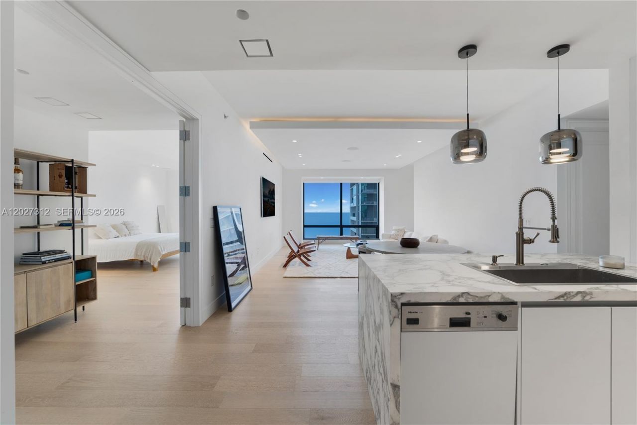 1425 Brickell Ave , Unit 57A, Miami, FL 33131 Photo