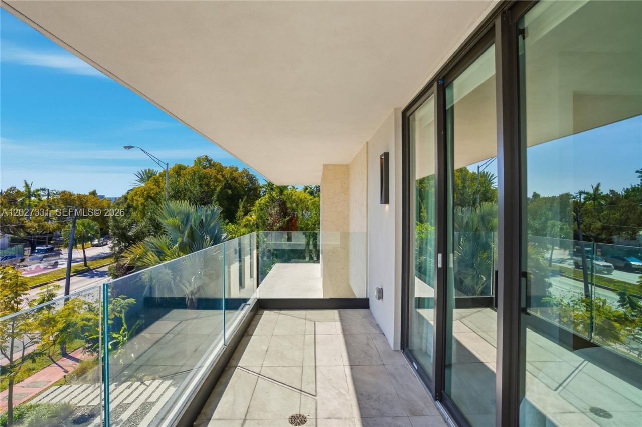 4354 Alton Rd, Miami Beach, FL 33140 Photo