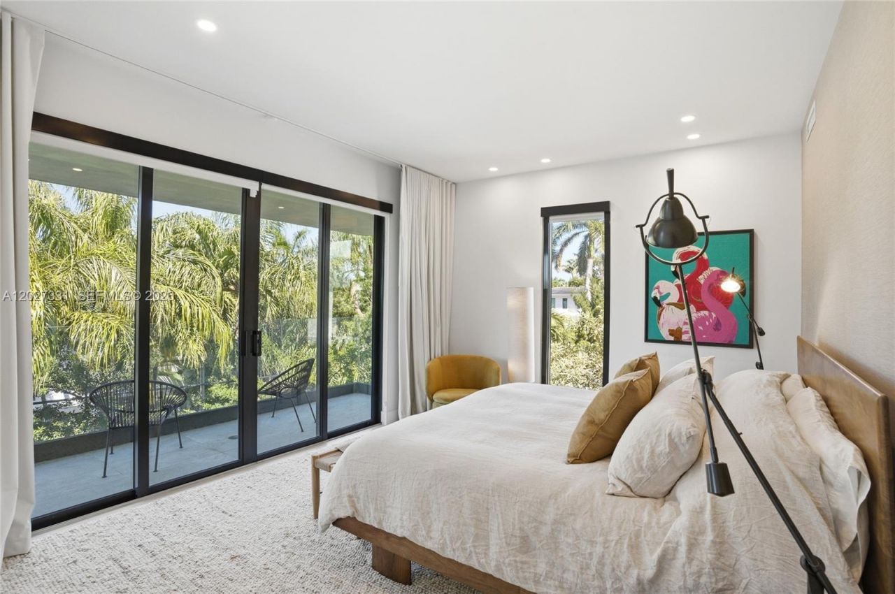 4354 Alton Rd, Miami Beach, FL 33140 Photo