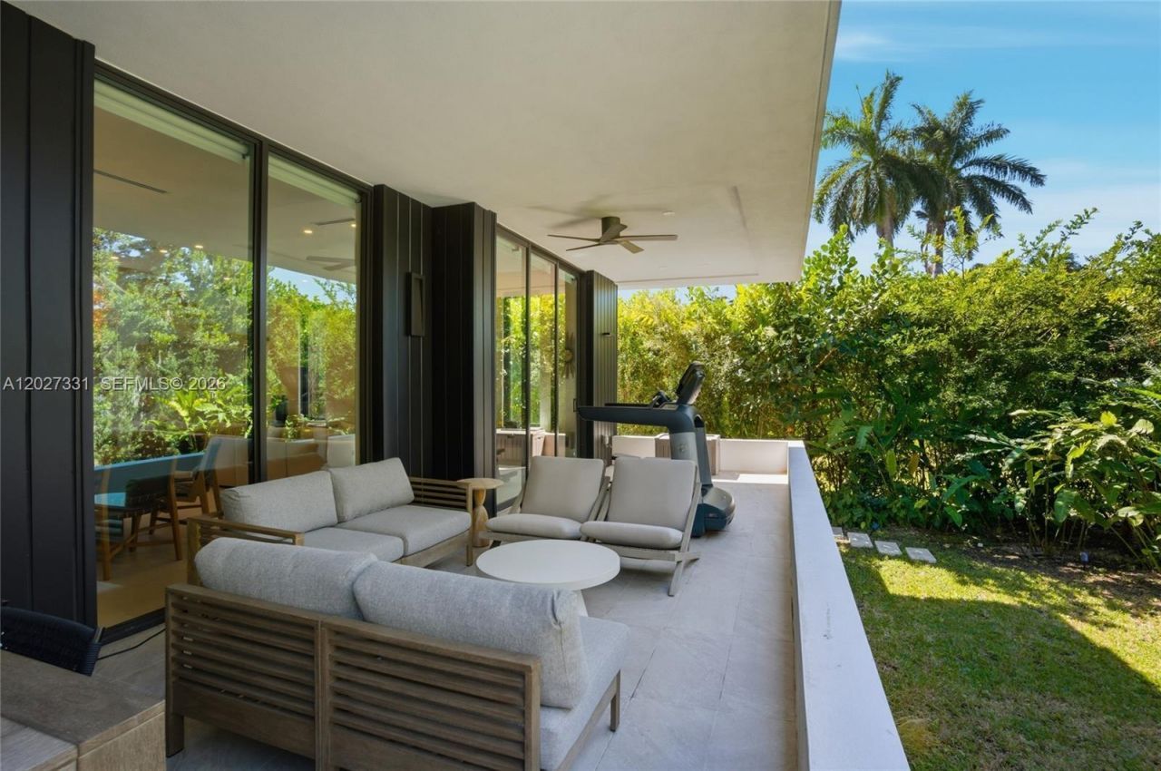 4354 Alton Rd, Miami Beach, FL 33140 Photo