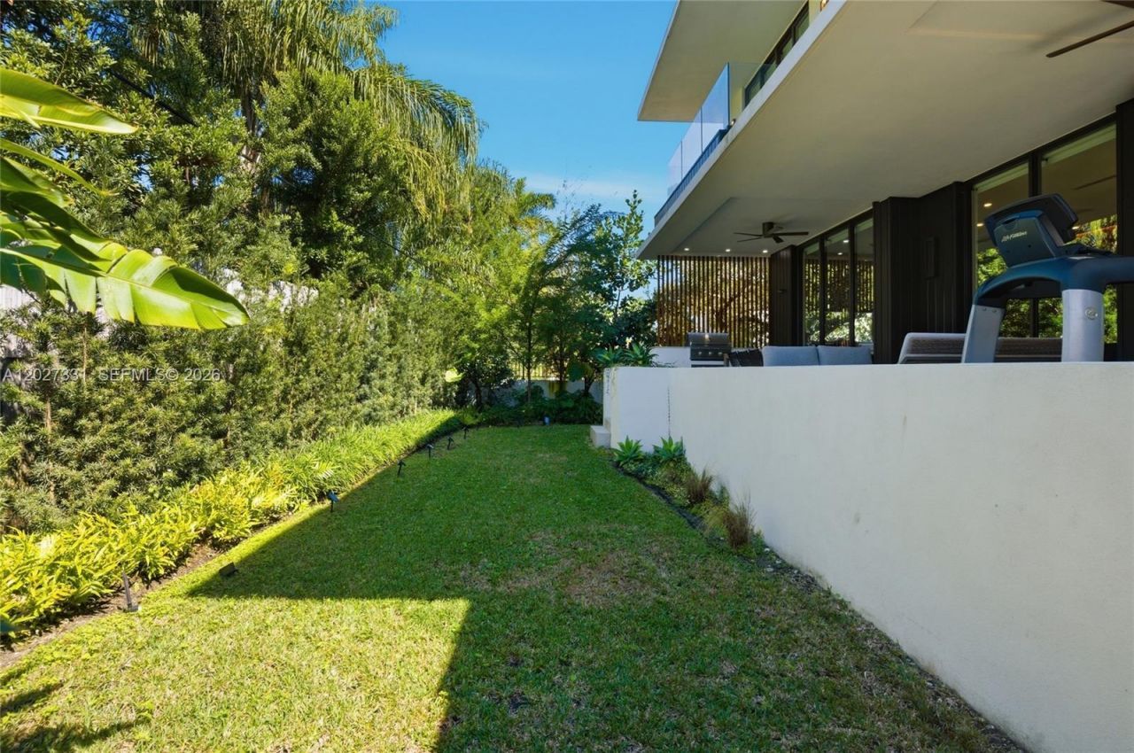 4354 Alton Rd, Miami Beach, FL 33140 Photo
