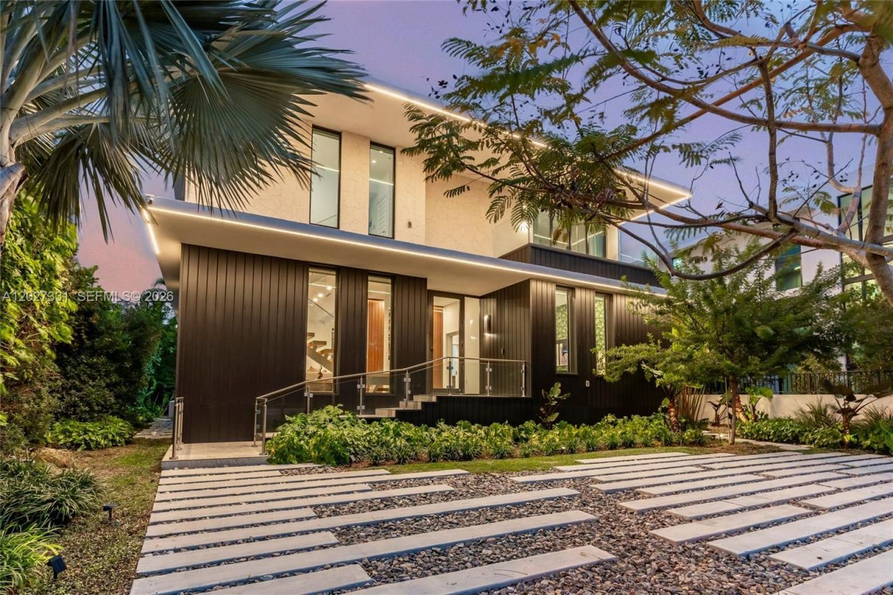 4354 Alton Rd, Miami Beach, FL 33140 Photo