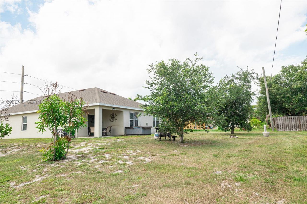 2497 SW Barber Ln , Port Saint Lucie, FL 34984 Photo
