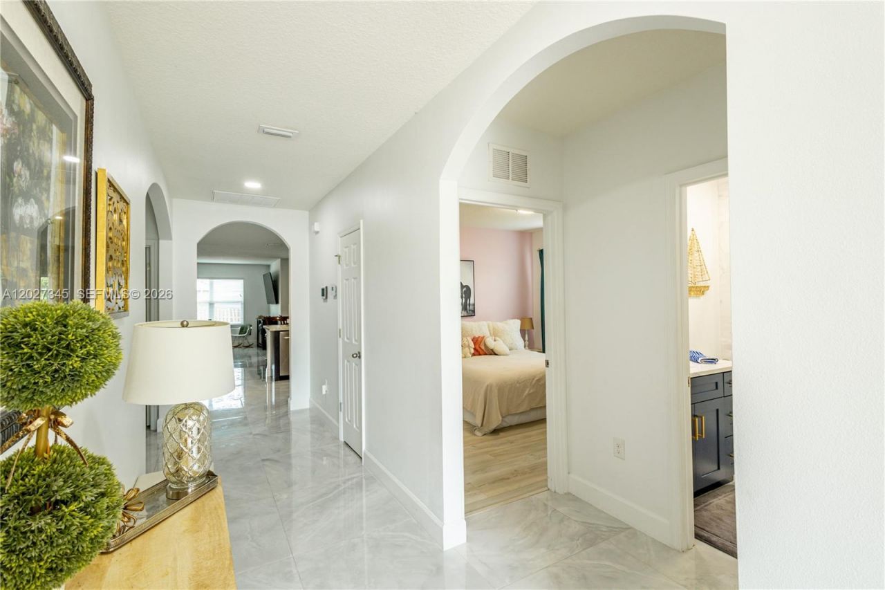 2497 SW Barber Ln , Port Saint Lucie, FL 34984 Photo
