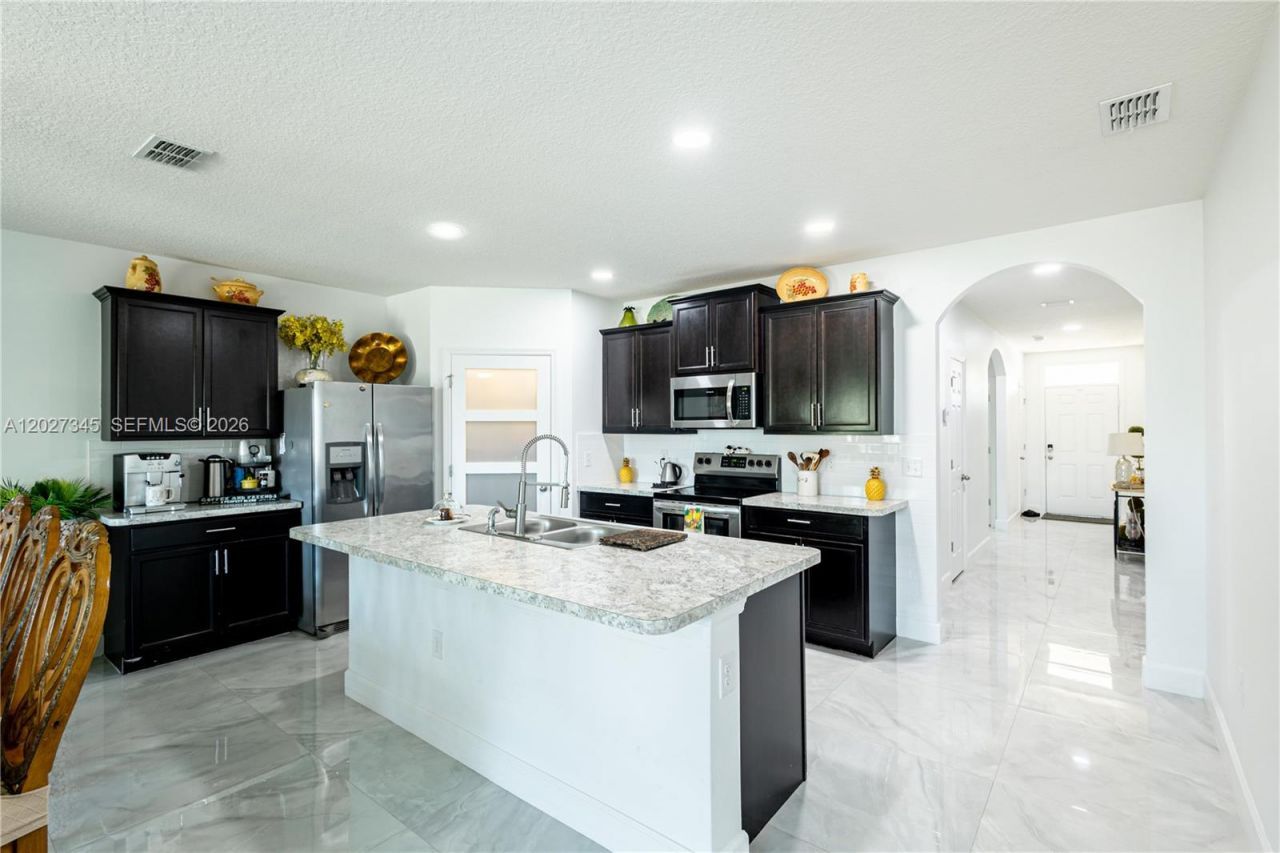 2497 SW Barber Ln , Port Saint Lucie, FL 34984 Photo