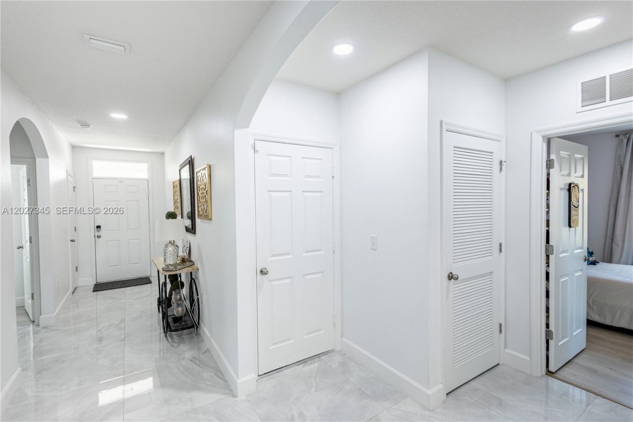2497 SW Barber Ln , Port Saint Lucie, FL 34984 Photo