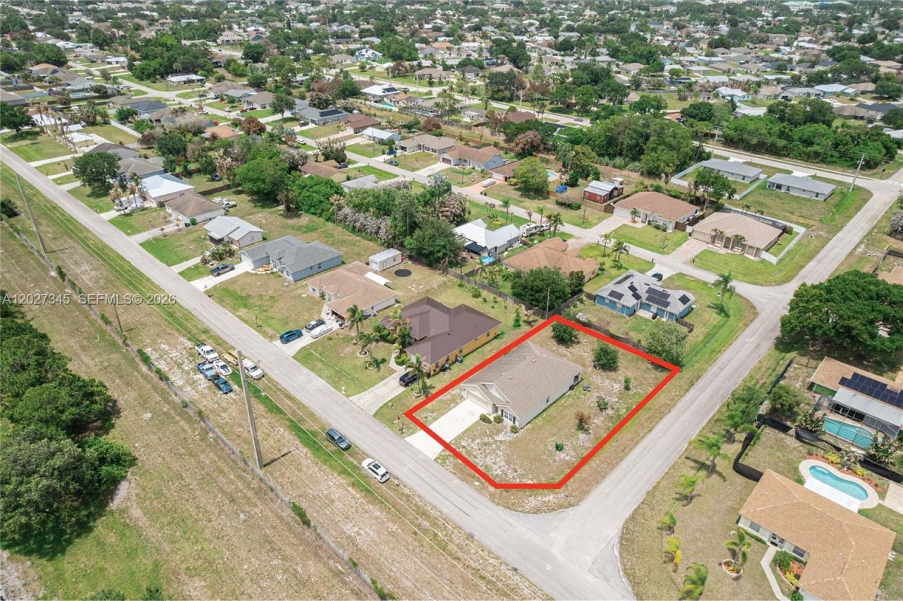 2497 SW Barber Ln , Port Saint Lucie, FL 34984 Photo