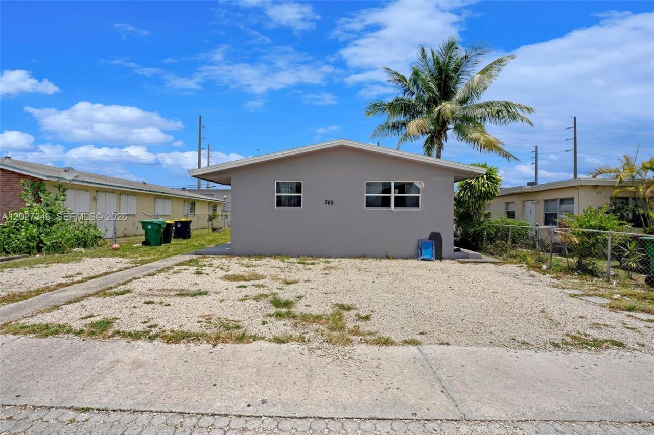 369 Phippen Waiters Rd, Unit 1, Dania Beach, FL 33004 Photo