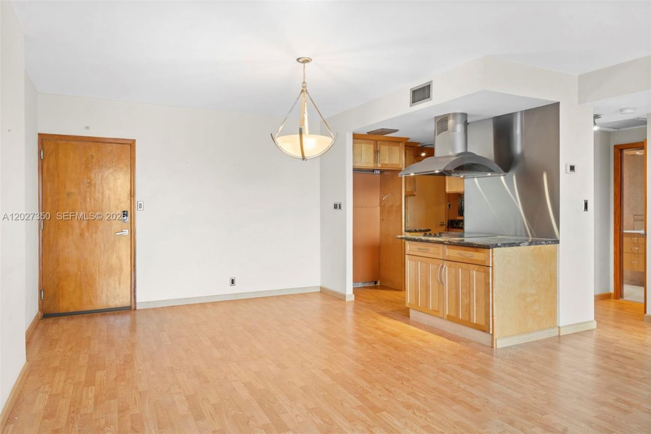 3301 NE 5th Ave, Unit 720, Miami, FL 33137 Photo