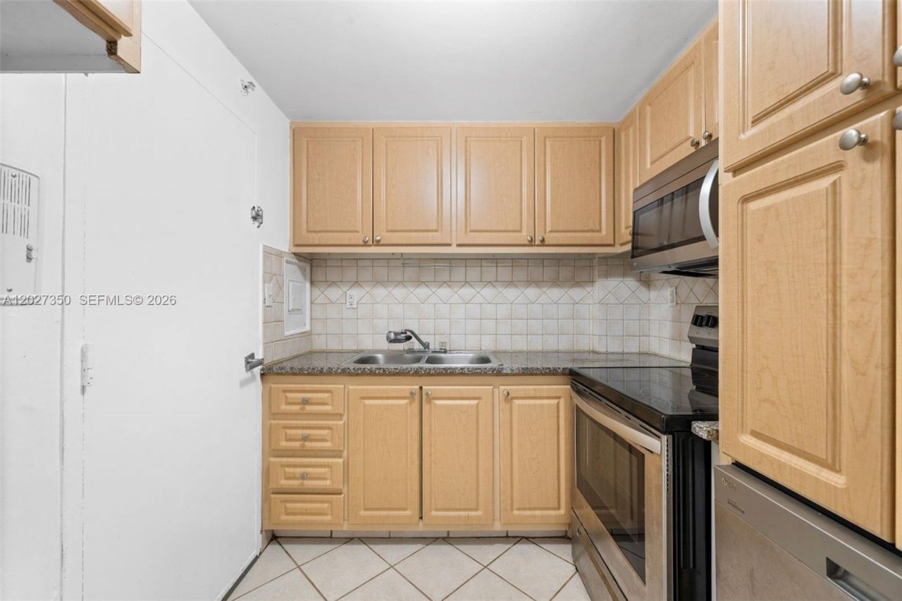 3301 NE 5th Ave , Unit 608, Miami, FL 33137 Photo