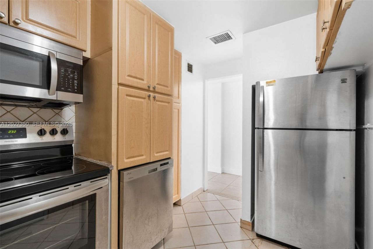 3301 NE 5th Ave , Unit 608, Miami, FL 33137 Photo