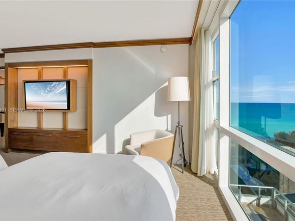 6801 Collins Ave , Unit 806, Miami Beach, FL 33141