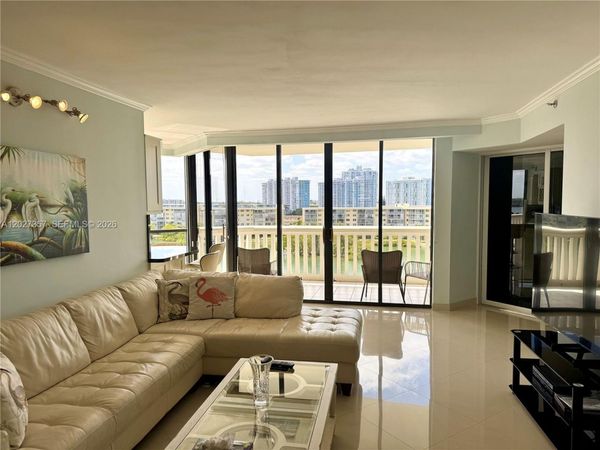 1000 ISLAND Blvd , Unit 710, Aventura, FL 33160