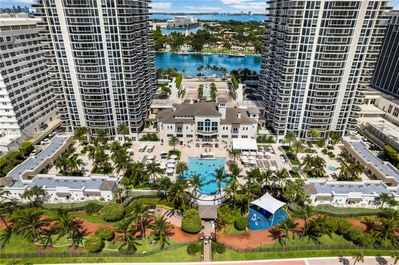 4779 Collins Ave , Unit 908, Miami Beach, FL 33140 Photo