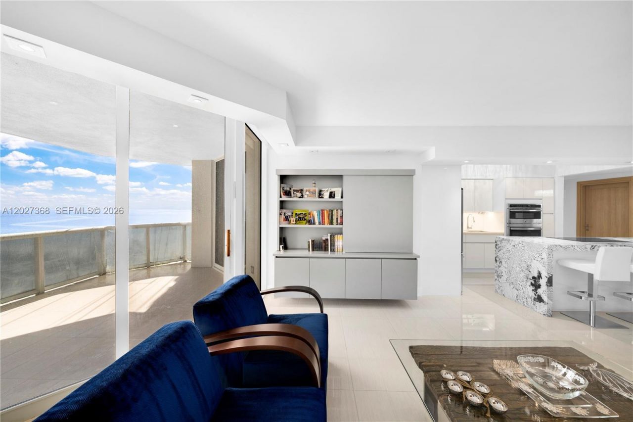 4779 Collins Ave , Unit 908, Miami Beach, FL 33140 Photo
