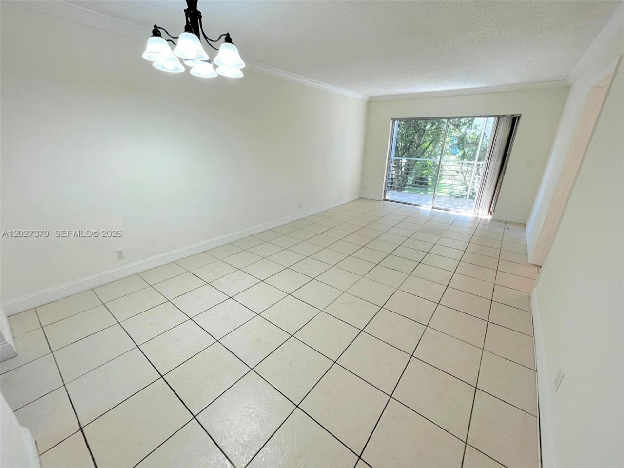8450 Lagos De Campo Blvd, Unit 206, Tamarac, FL 33321 Photo
