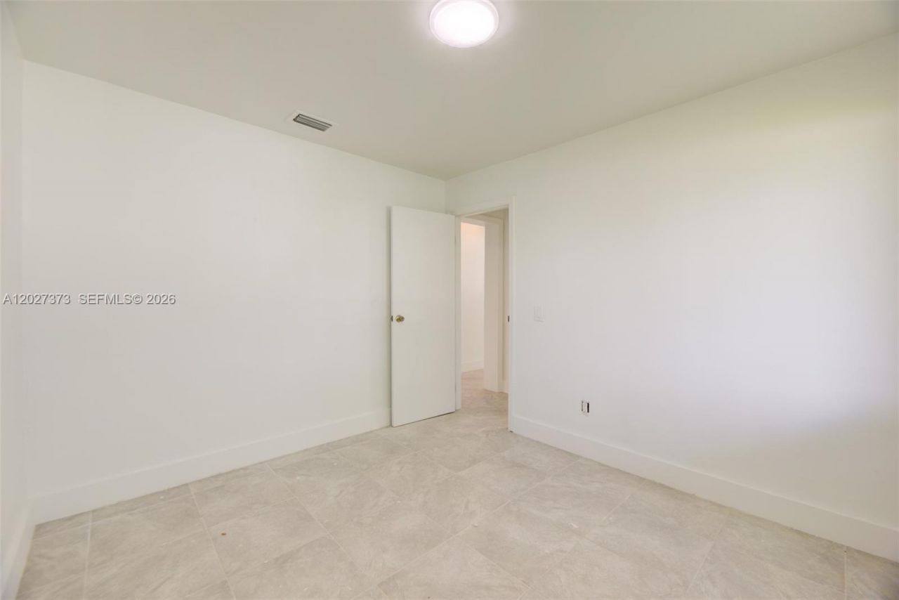 3327 Sapphire Rd , Lake Worth, FL 33462 Photo