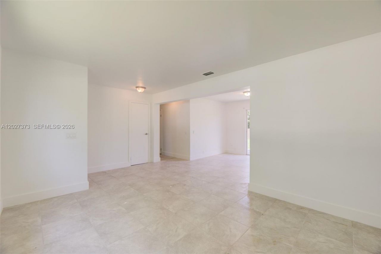 3327 Sapphire Rd , Lake Worth, FL 33462 Photo
