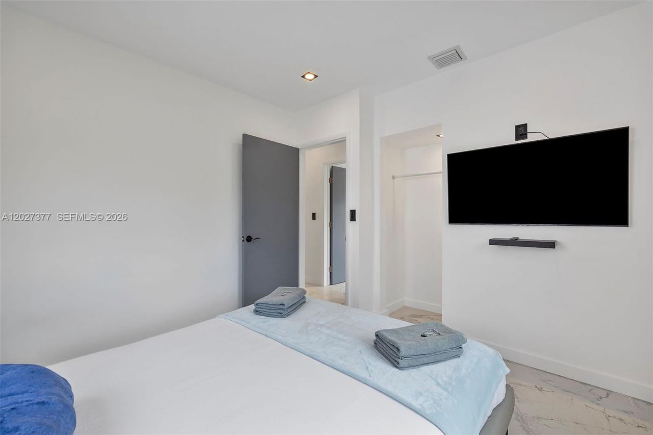 501 NW 46th St , Miami, FL 33127 Photo