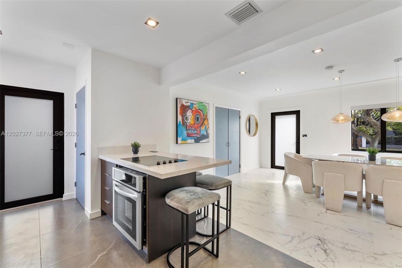 501 NW 46th St , Miami, FL 33127 Photo