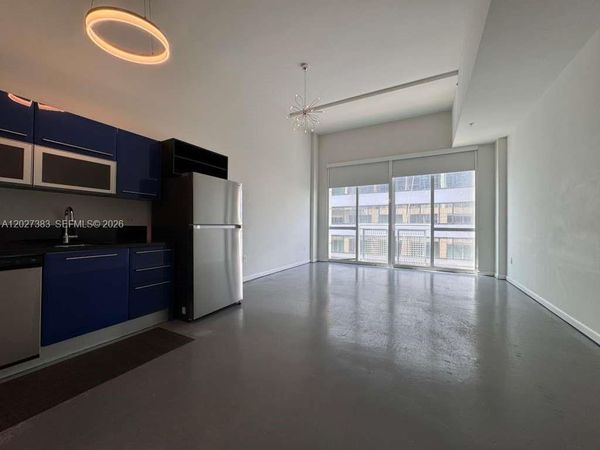 253 NE 2nd St, Unit 324, Miami, FL 33132
