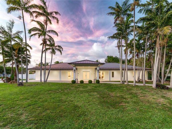 7485 SW 179th St , Palmetto Bay, FL 33157