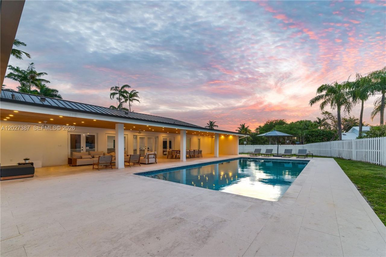 7485 SW 179th St , Palmetto Bay, FL 33157 Photo