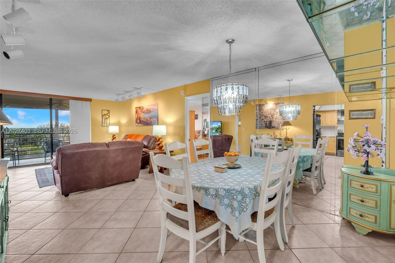 900 Saint Charles Place , Unit PH9, Pembroke Pines, FL 33026 Photo