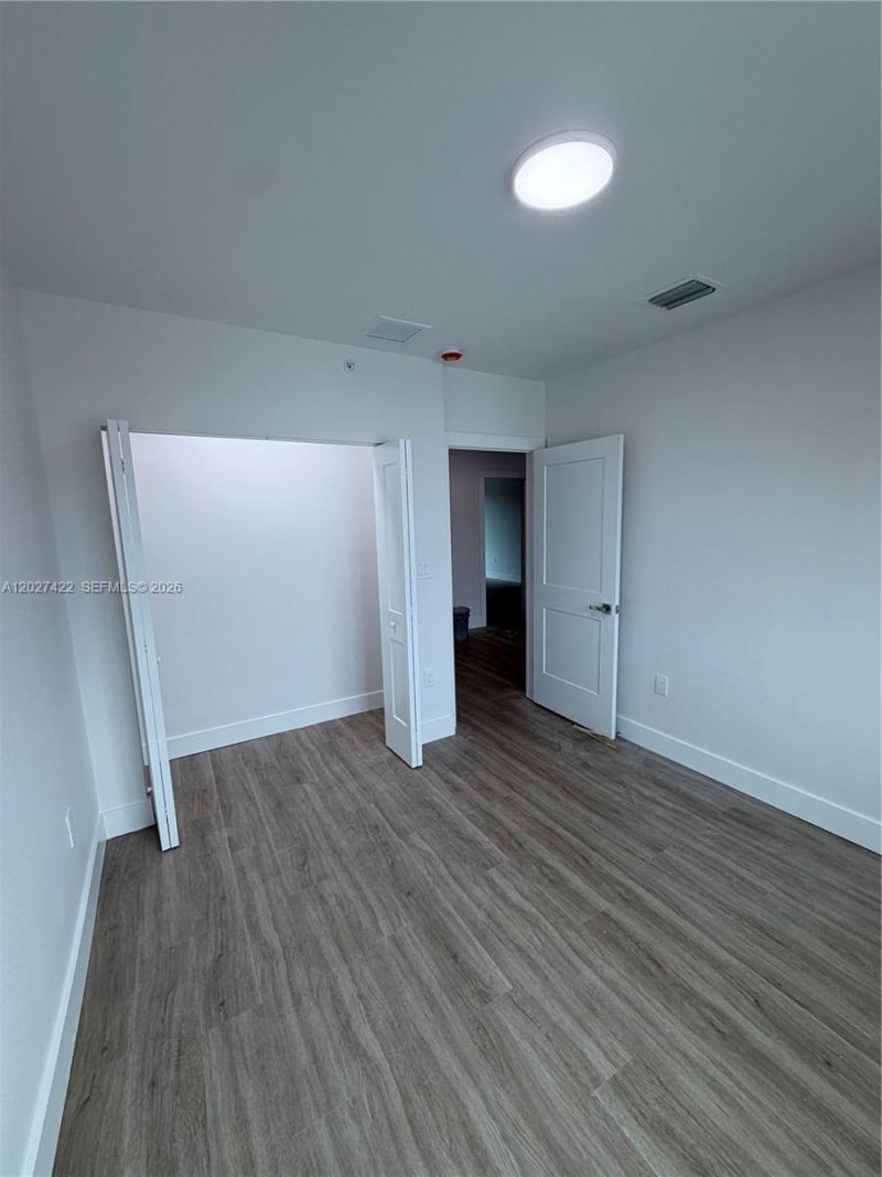 6480 NE 1st Ave, Miami, FL 33150 Photo