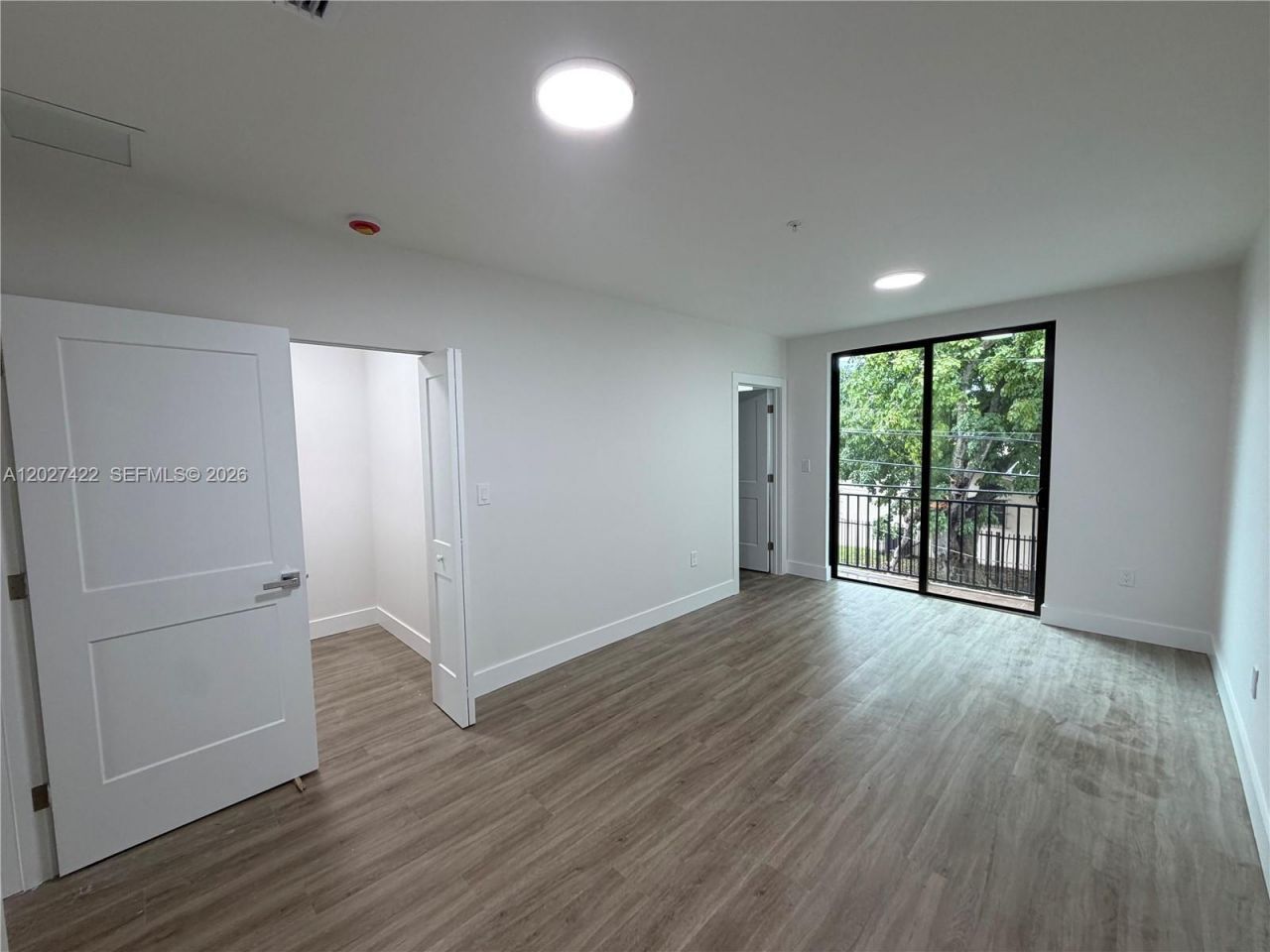 6480 NE 1st Ave, Miami, FL 33150 Photo