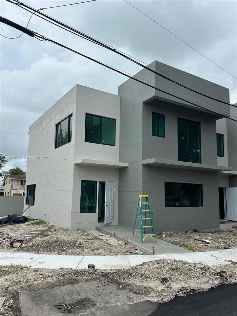 6480 NE 1st Ave, Miami, FL 33150 Photo