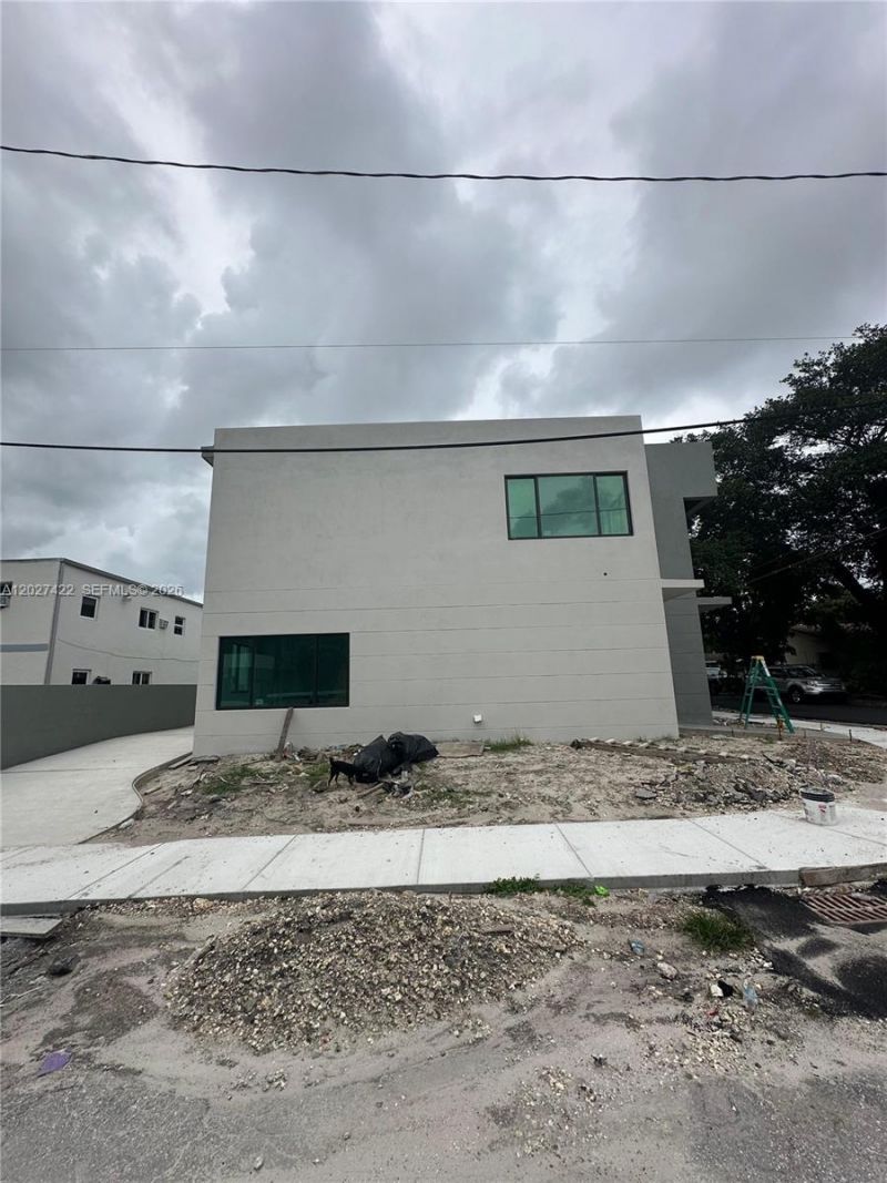 6480 NE 1st Ave, Miami, FL 33150 Photo