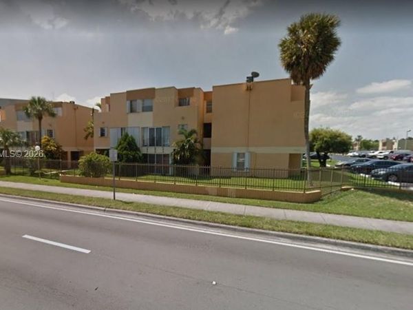 9311 SW 4th St , Unit 121A, Miami, FL 33174
