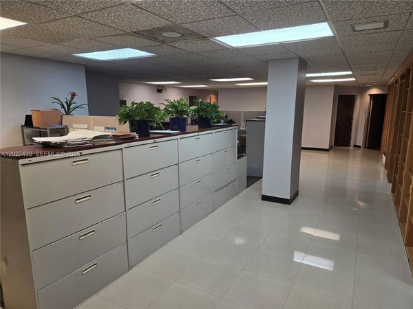 909 N Miami Beach Blvd , Unit 201, North Miami Beach, FL 33162